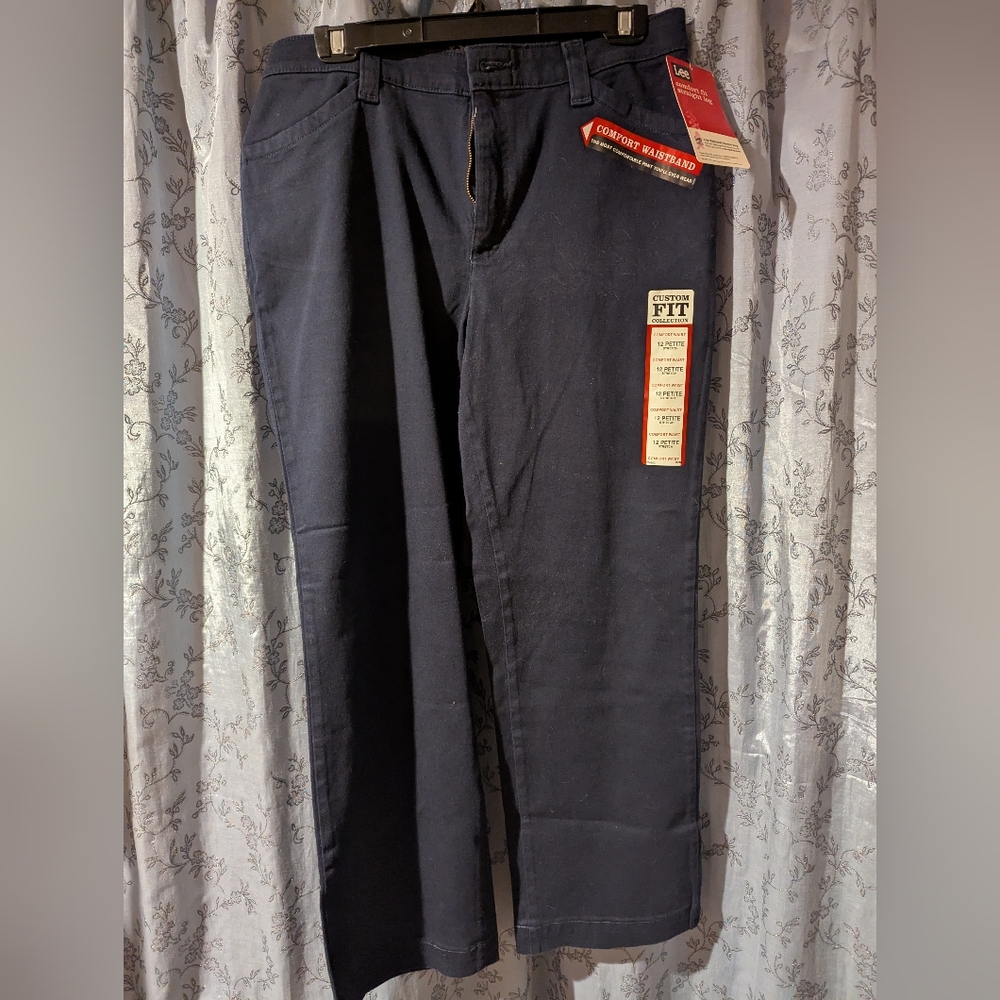 Women's Lee Comfort Fit Straight Leg Pants 12P Navy Real Front Pockets! NWT